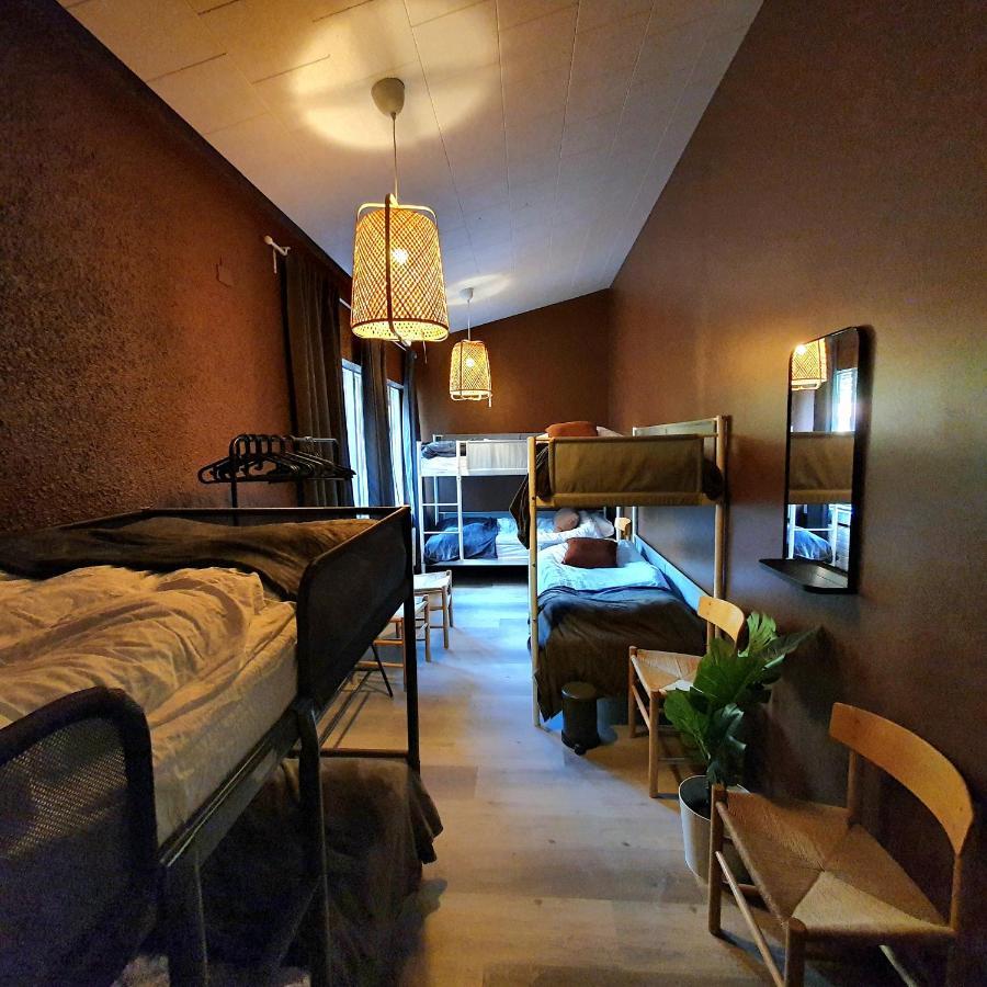 The Bank Sleeping Guesthouse Neskaupstaður Exterior foto